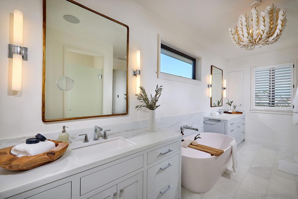Del Mar - Residential