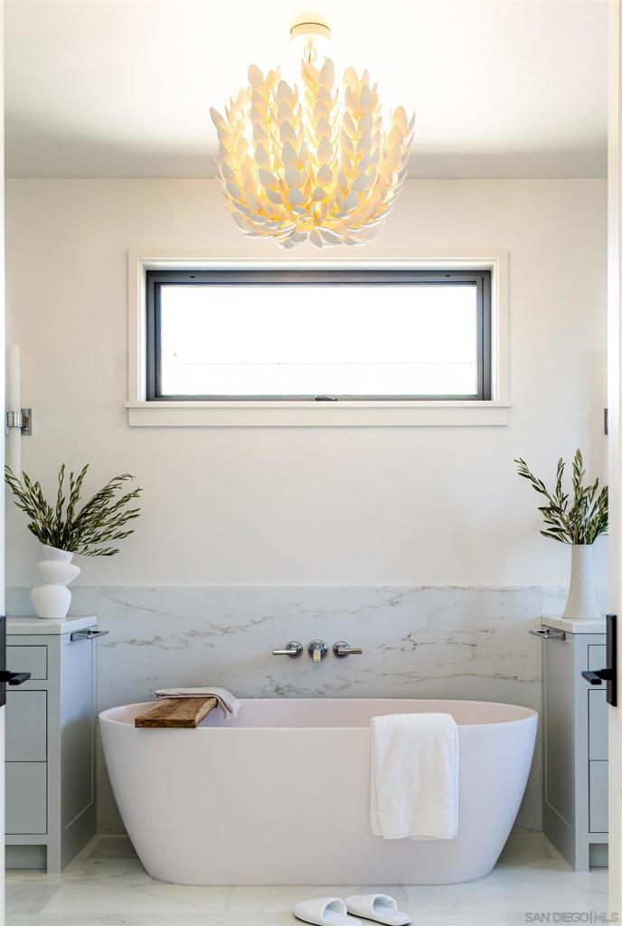 Del Mar - Residential