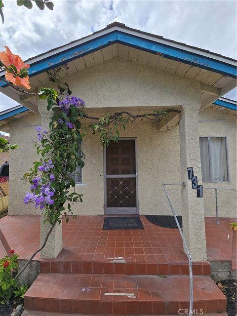 Photo of 731 S Mott St, Los Angeles, CA 90023 (MLS # CV26073905)