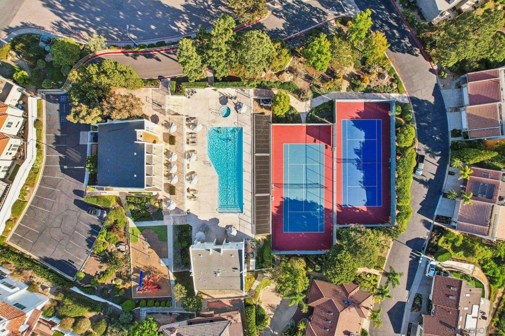 Del Cerro - Residential