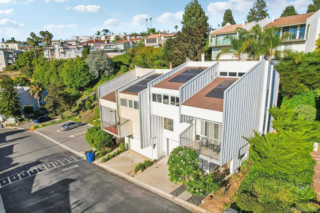 Del Cerro - Residential
