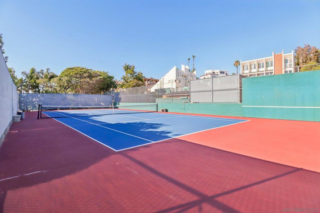 Del Cerro - Residential