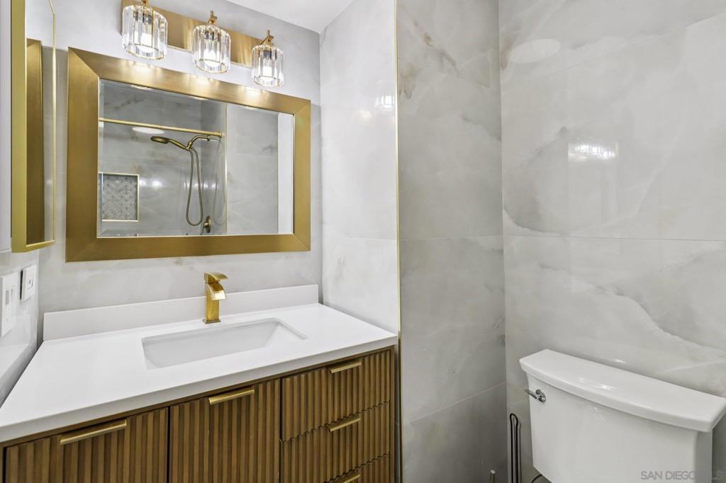 Del Cerro - Residential