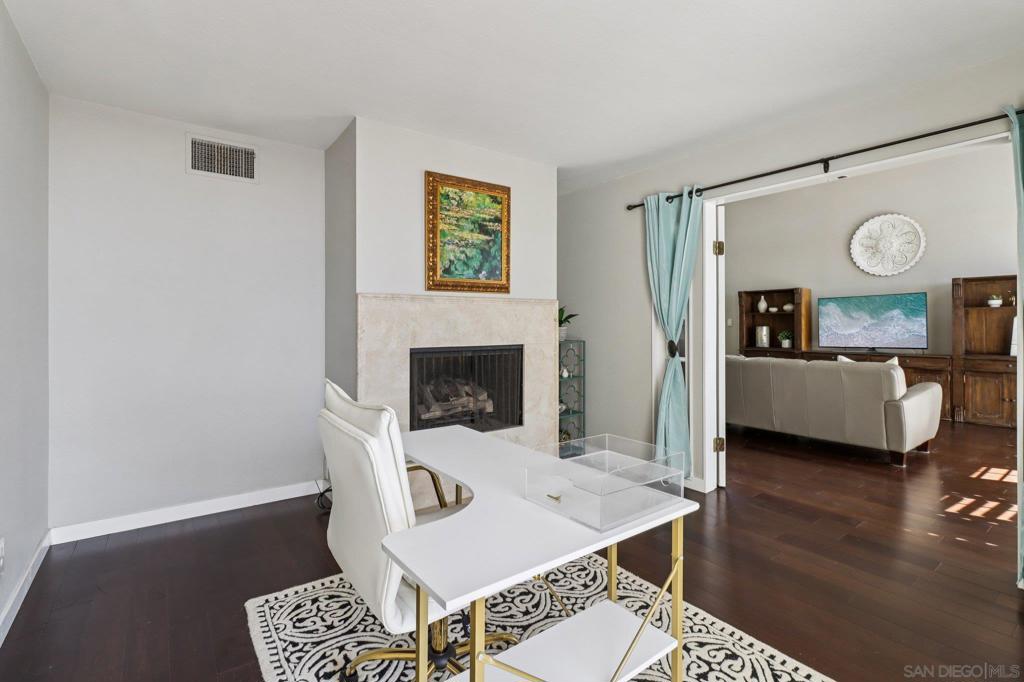 Del Cerro - Residential