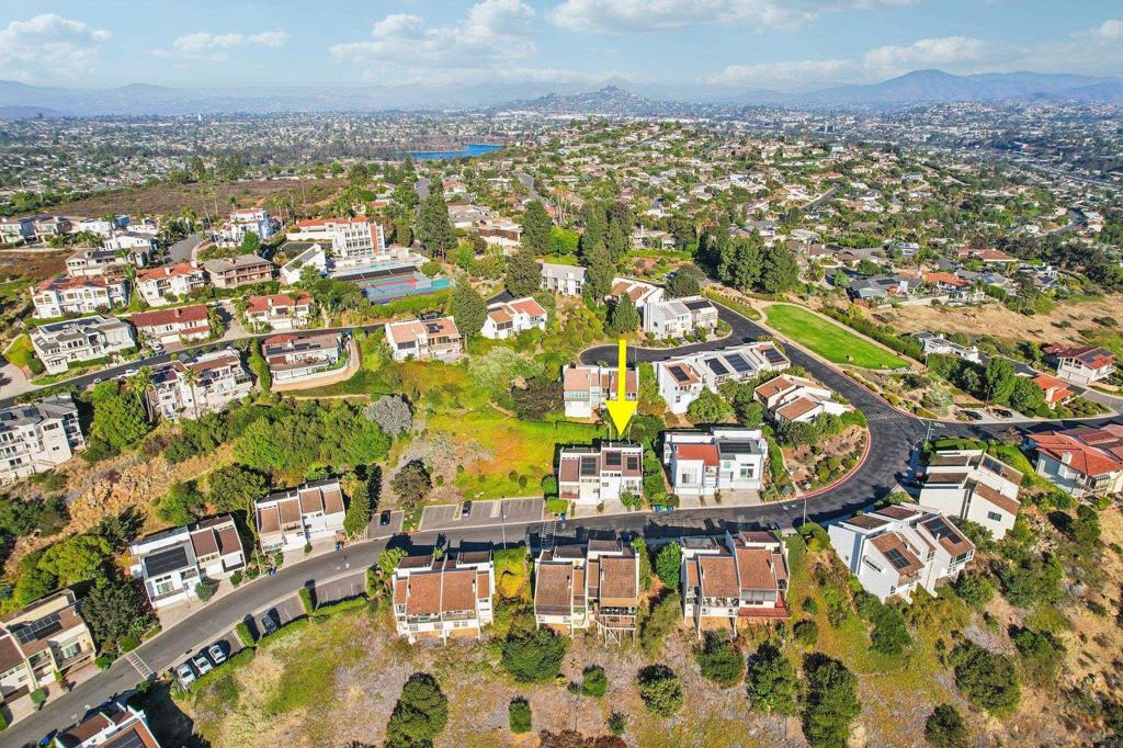 Del Cerro - Residential