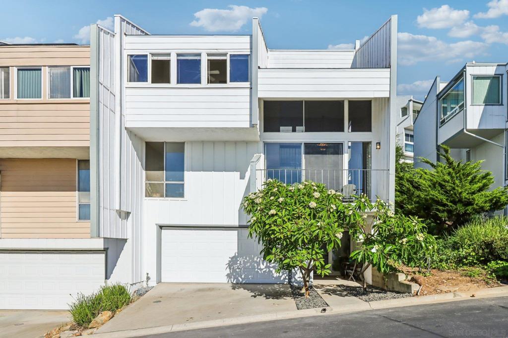 Del Cerro - Residential