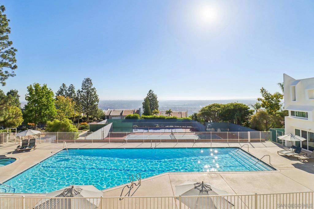 Del Cerro - Residential