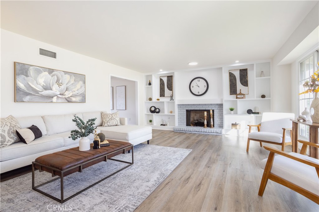 11357 Yolanda Avenue