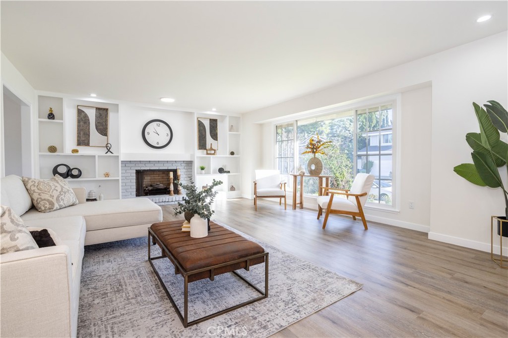 11357 Yolanda Avenue