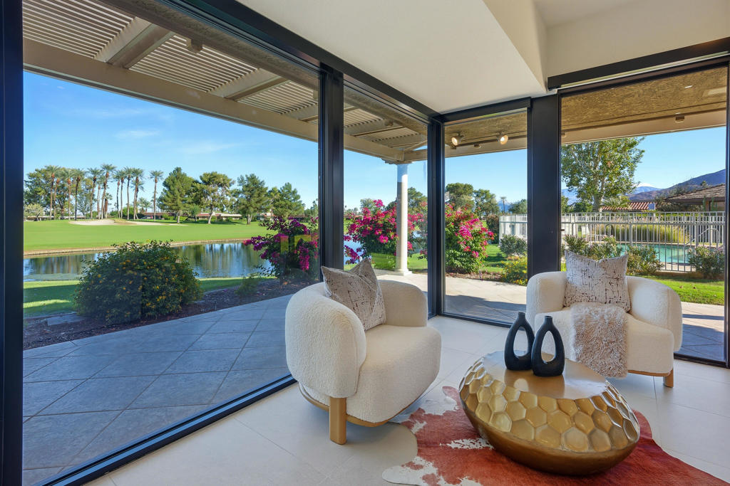 The Springs C.C. - Residential