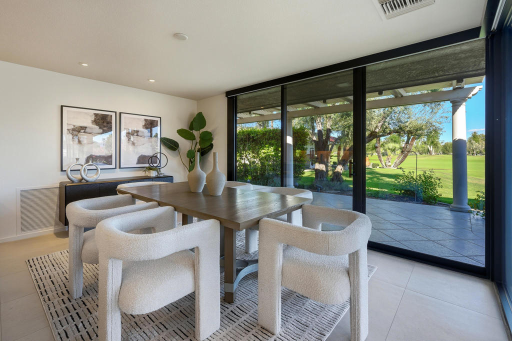 The Springs C.C. - Residential