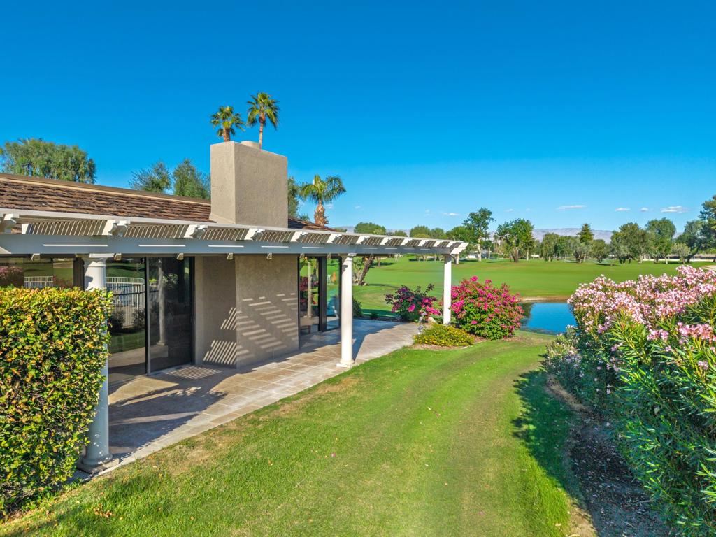 The Springs C.C. - Residential
