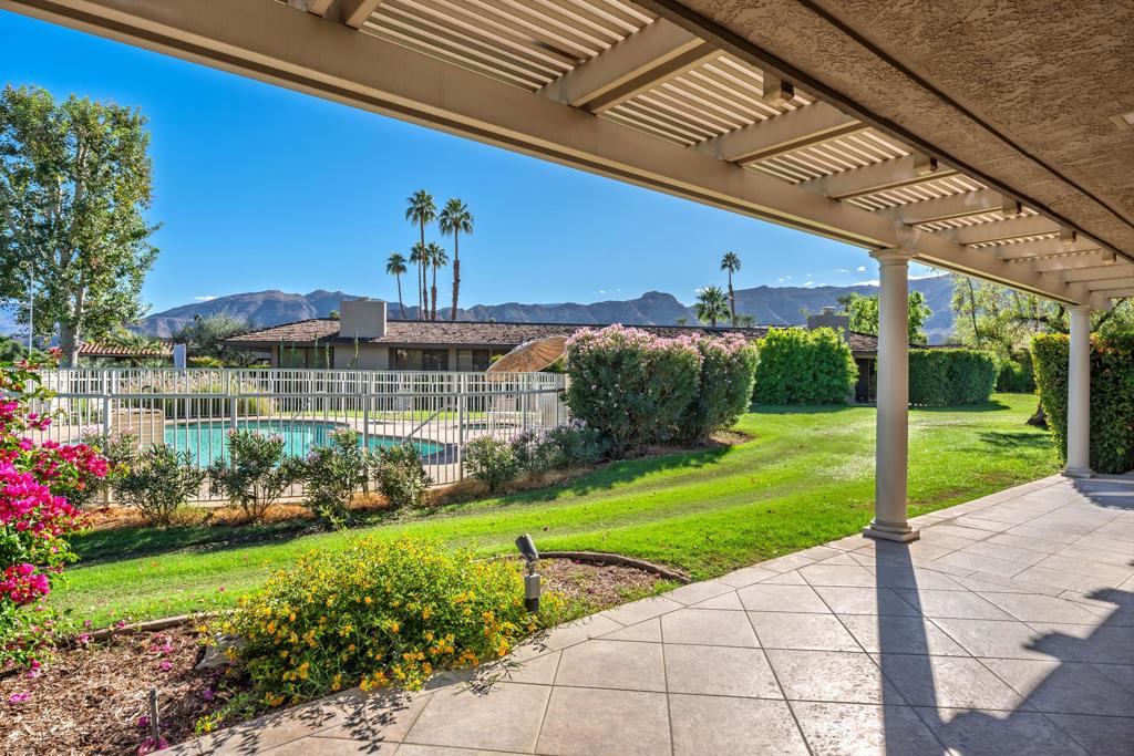 The Springs C.C. - Residential