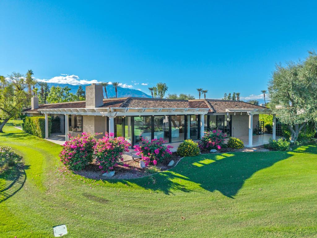 The Springs C.C. - Residential