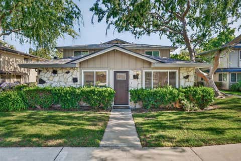 Photo of 363 E Latimer Avenue #1, Campbell, CA 95008 (MLS # ML82048531)