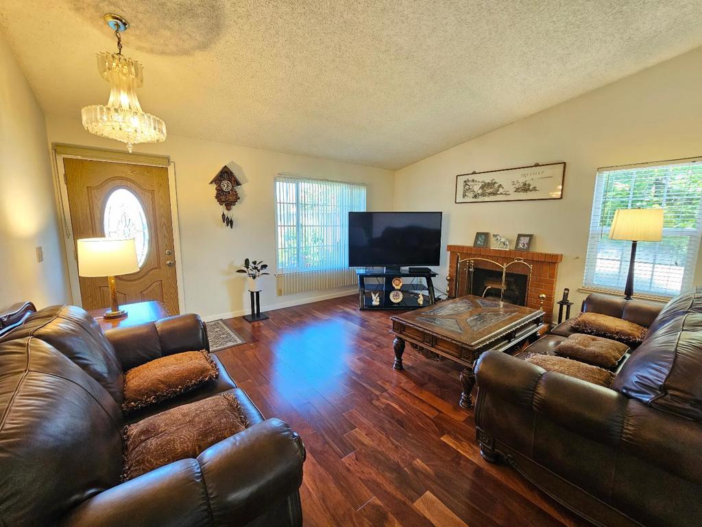 1032 Adobe Creek Court