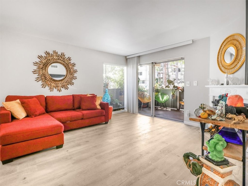 628 daisy avenue 222