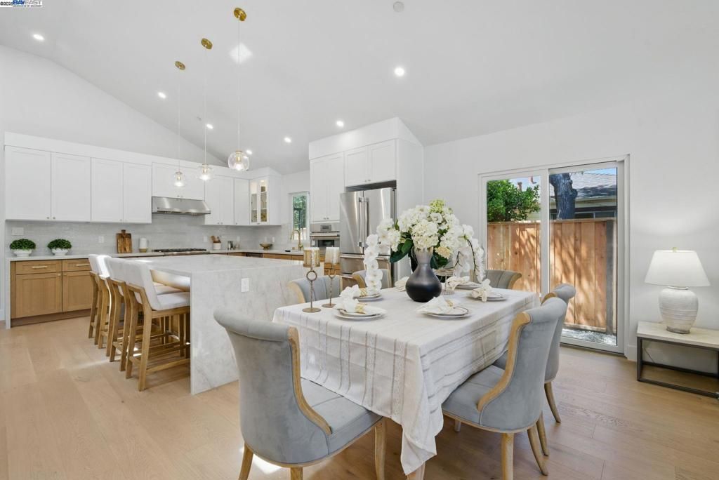 listing image 130725291655133041763