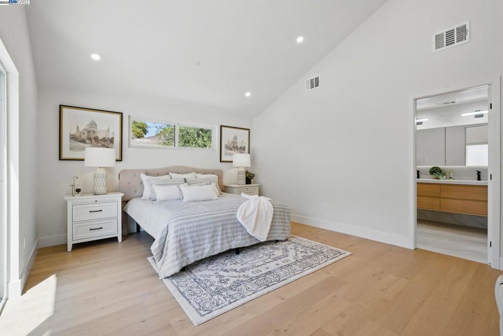 listing image 130727651112537623131