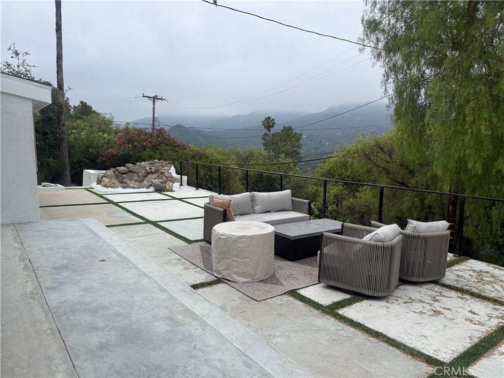2600 Topanga Skyline