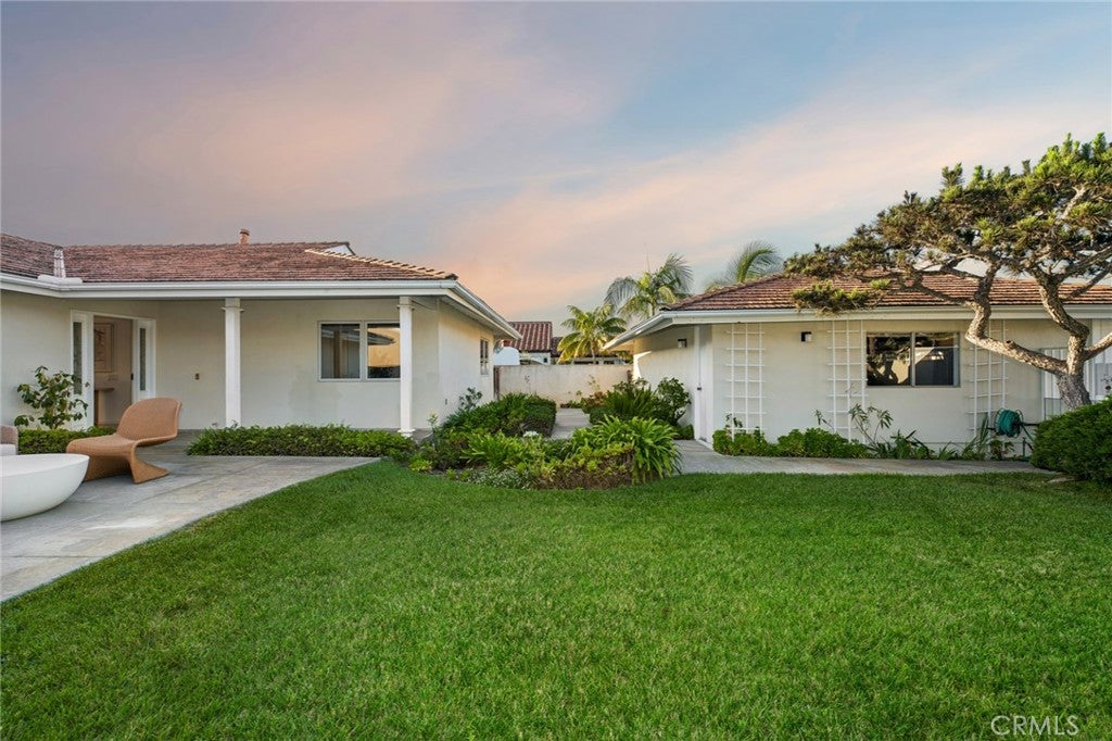 1307 Seacrest, Corona Del Mar CA 92625 - Photo 30
