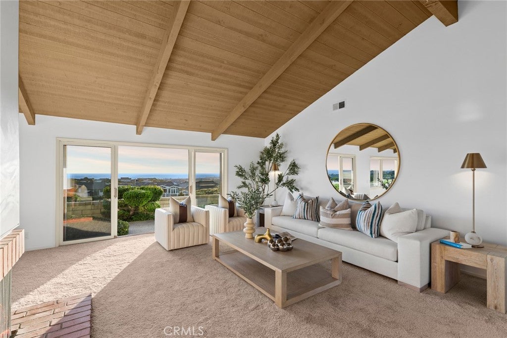 1307 Seacrest