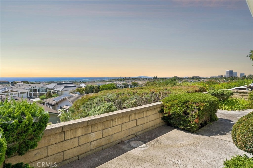 1307 Seacrest, Corona Del Mar CA 92625 - Photo 10
