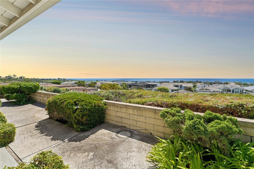 1307 Seacrest, Corona Del Mar CA 92625 - Photo 22
