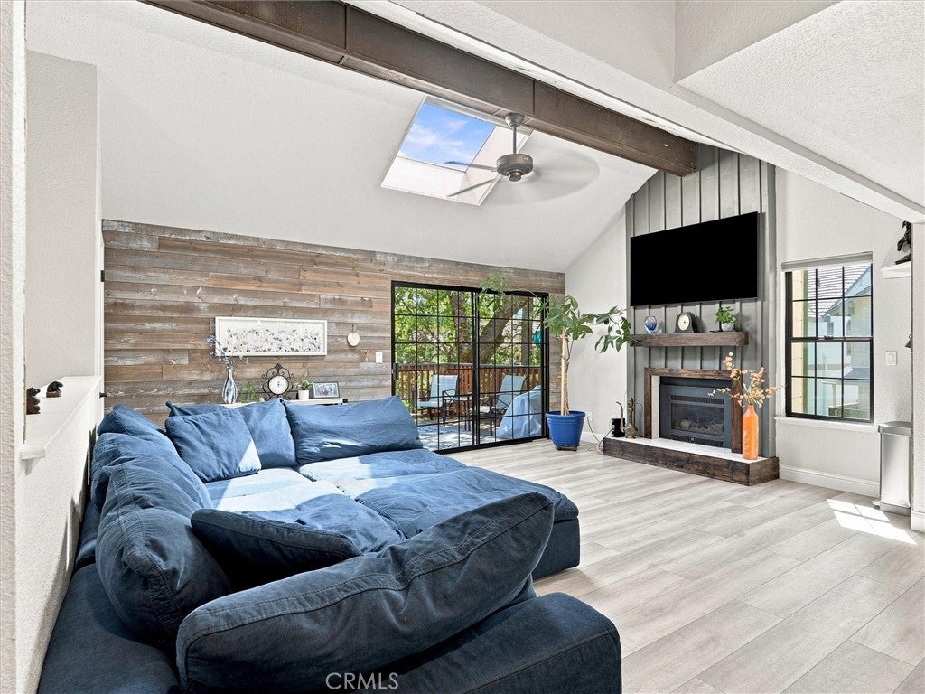 40593 Saddleback