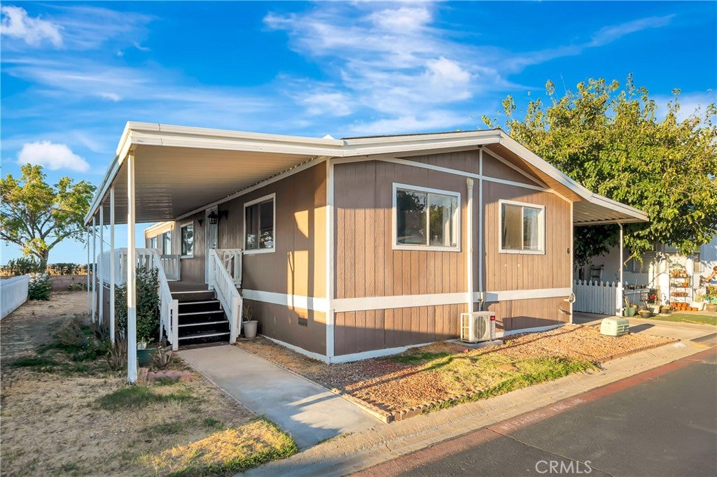 2330 E Avenue J8 6
