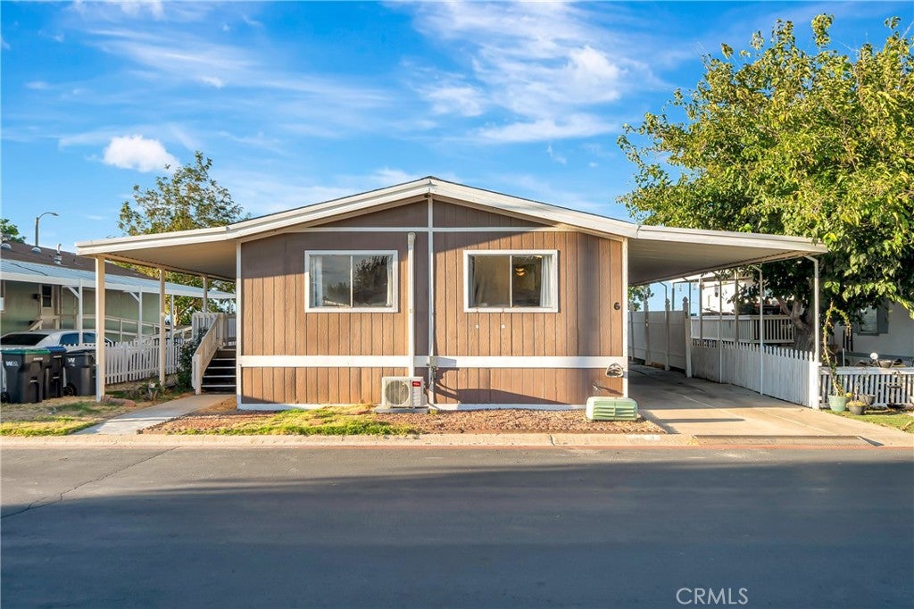 2330 E Avenue J8 6