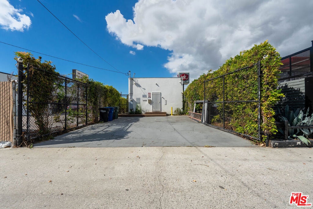 5408 Sepulveda Boulevard