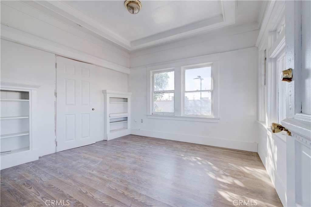 458 W Vernon