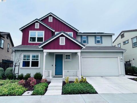 Photo of 39712 39712 Mule Deer St, Newark, CA 94560 (MLS # 41125194)