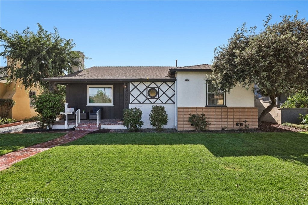 3927 Gaviota