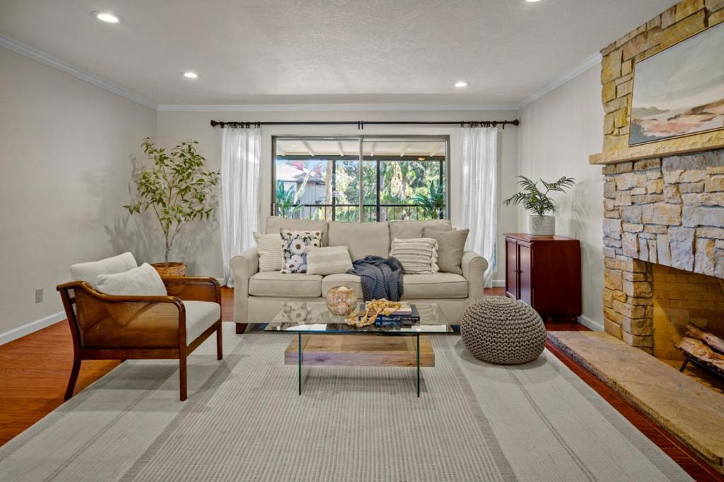 125 Del Mesa Carmel