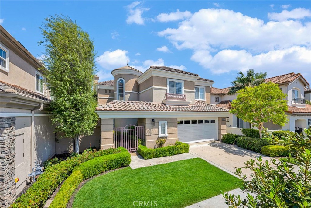 1426 Newporter Way
