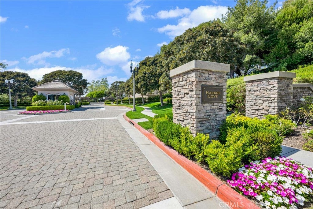 1426 Newporter Way, Newport Beach CA 92660 - Photo 58