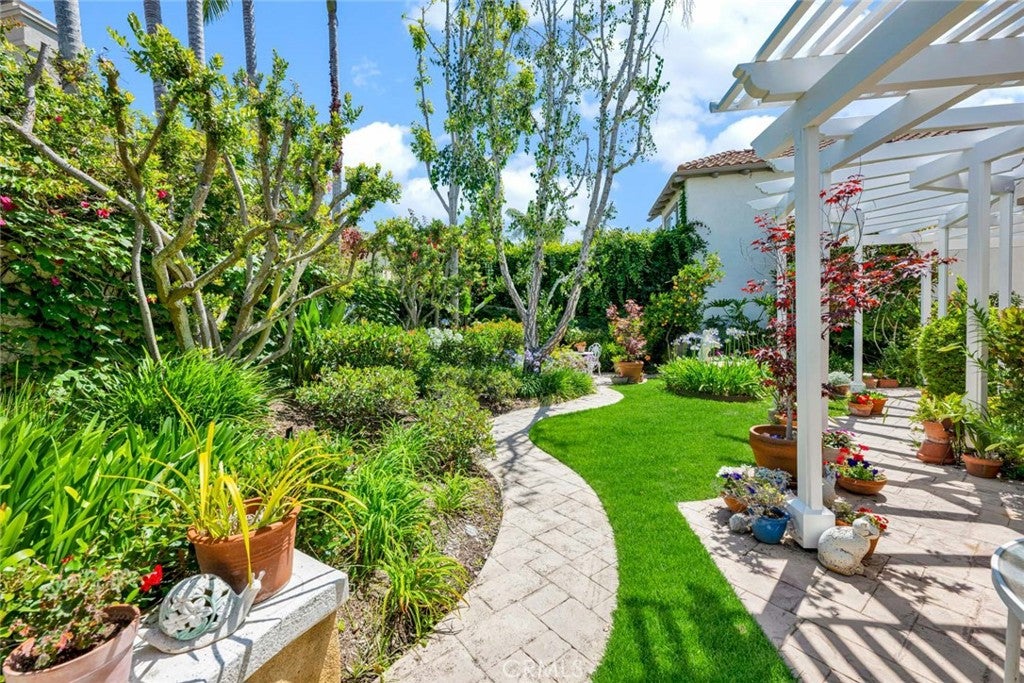 1426 Newporter Way, Newport Beach CA 92660 - Photo 46