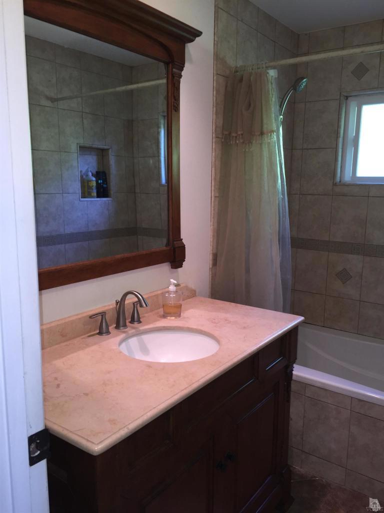 Foothill East 1 - 170301 - Residential