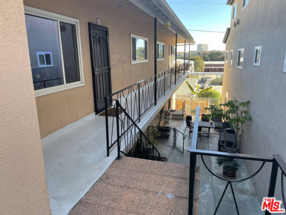 330 Bungalow Drive