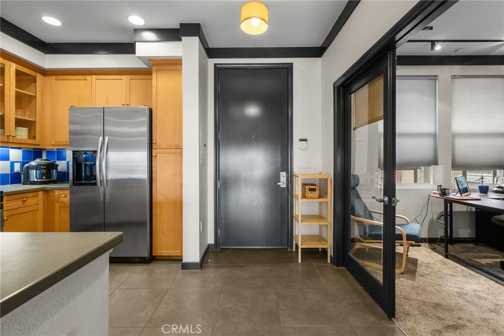 12842 Palm Street 301