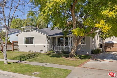 11855 Tiara Street Valley Village CA 91607