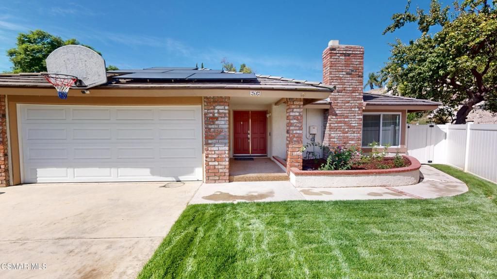 Photo of 2847 Cedar Wood Place, Thousand Oaks, CA 91362 (MLS # 225005016)