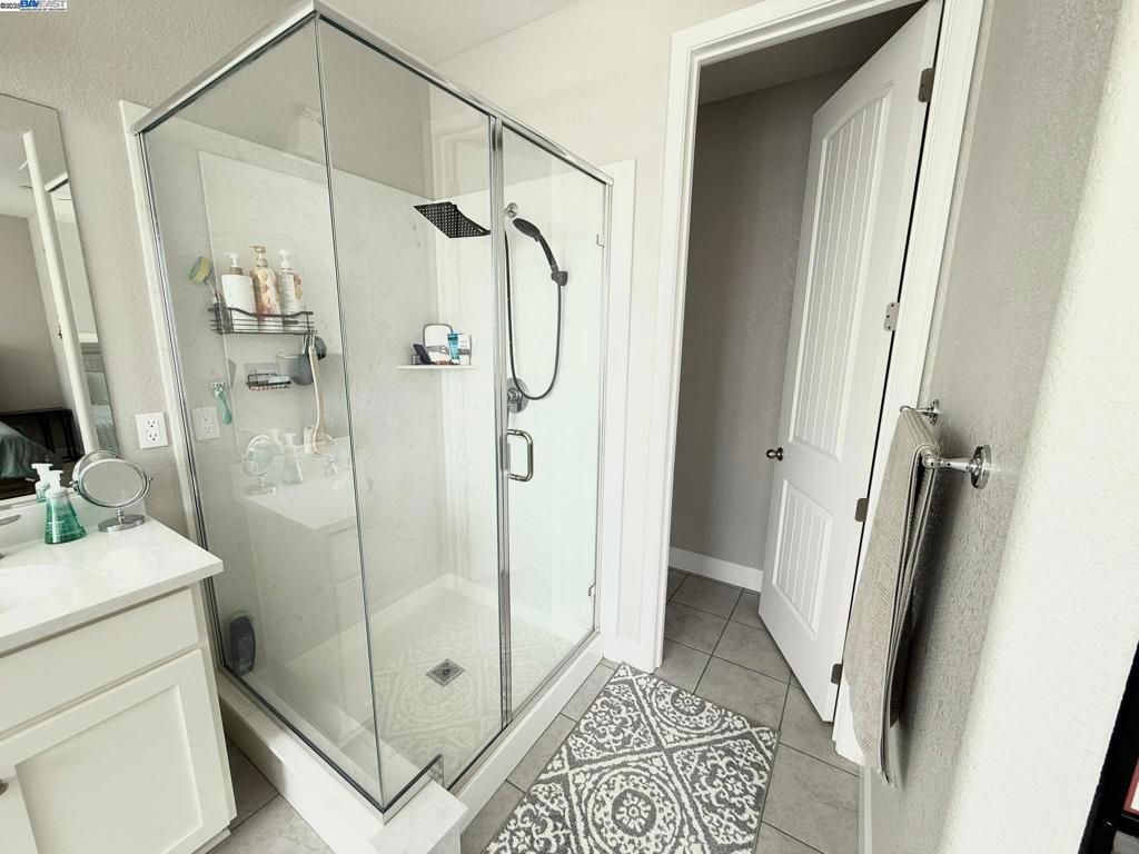 listing image 130720117211933620472