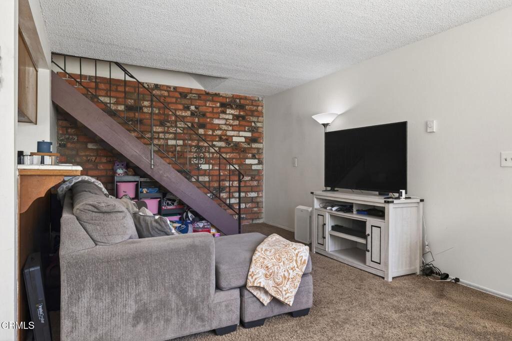 2563 Spinnaker Avenue