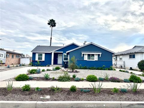 Photo of 16014 Horace Street, Granada Hills, CA 91344 (MLS # SR26004216)