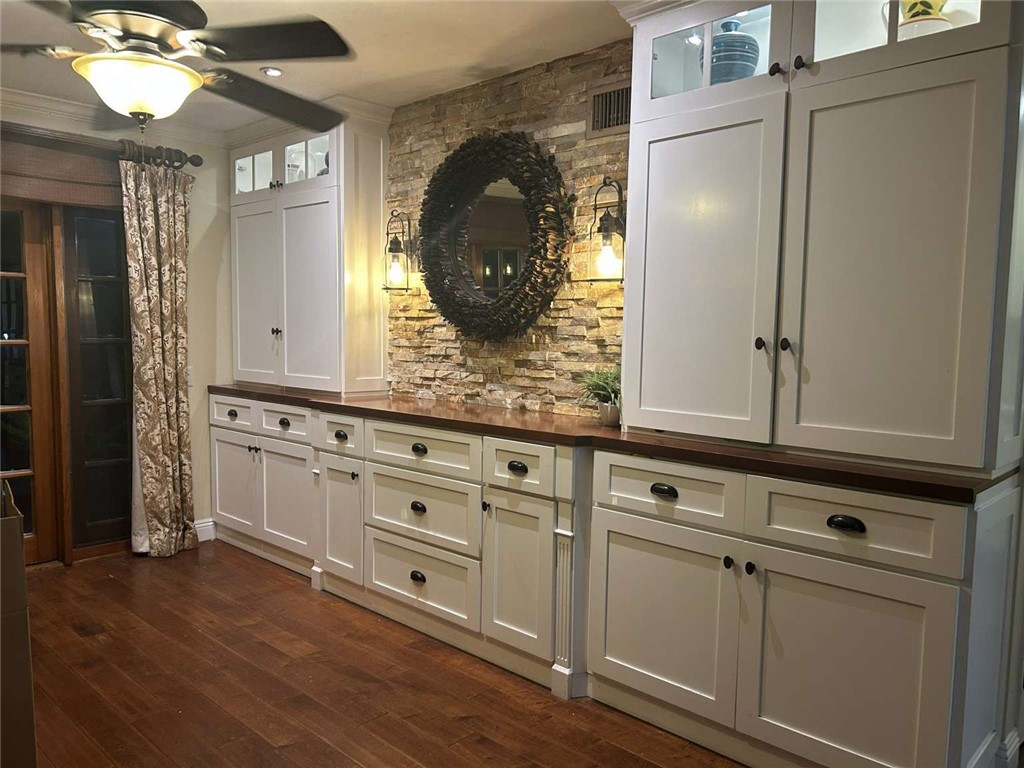 Creekside (CR) - Residential