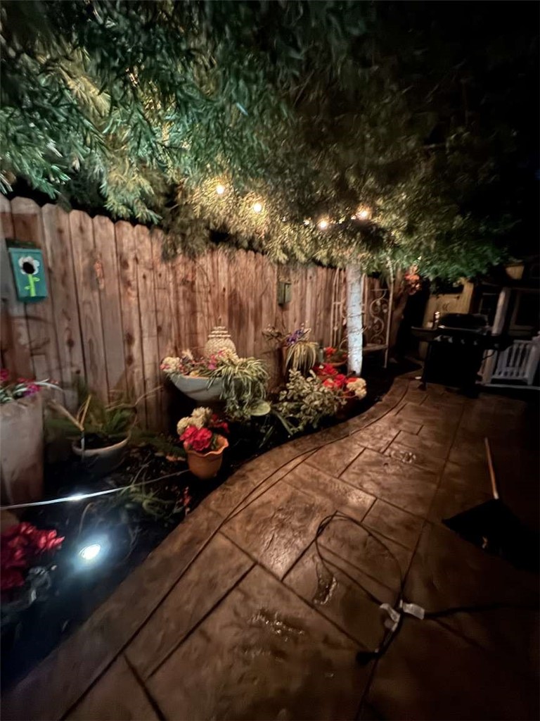 Creekside (CR) - Residential