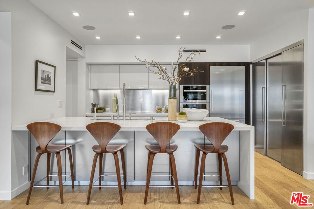 Photo of 515 Ocean Avenue #706S, Santa Monica, CA 90402 (MLS # 26655565)